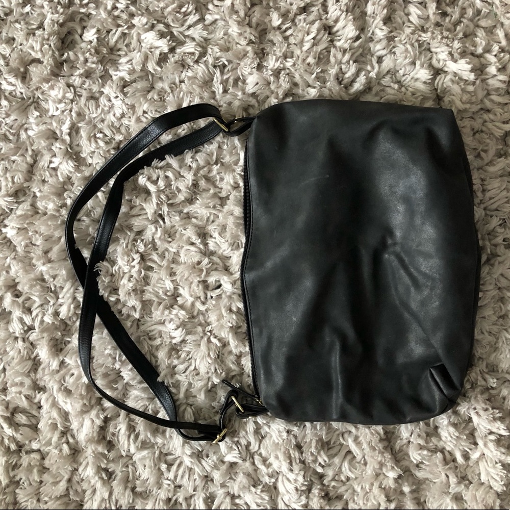 Satchel black purse , barely used
